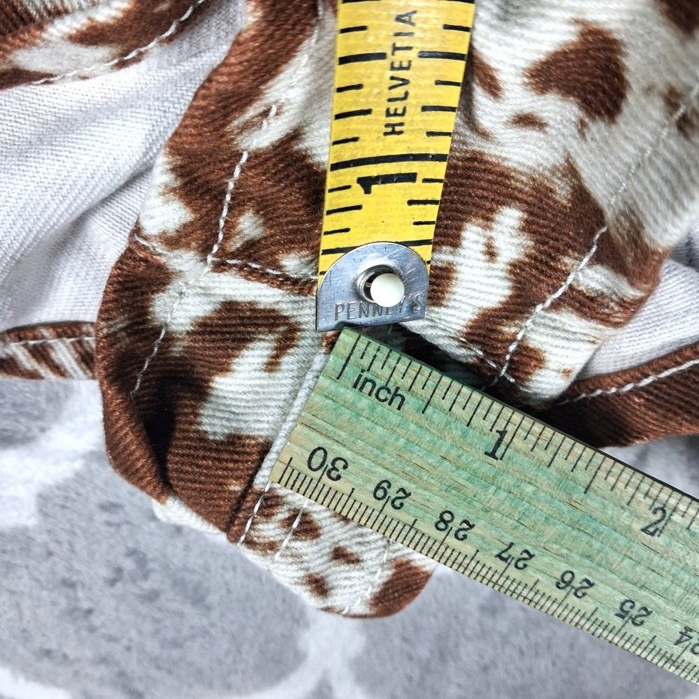 Cow Print Denim Shorts Women Medium Brown Western Cowgirl Rodeo - Picture 5 of 7